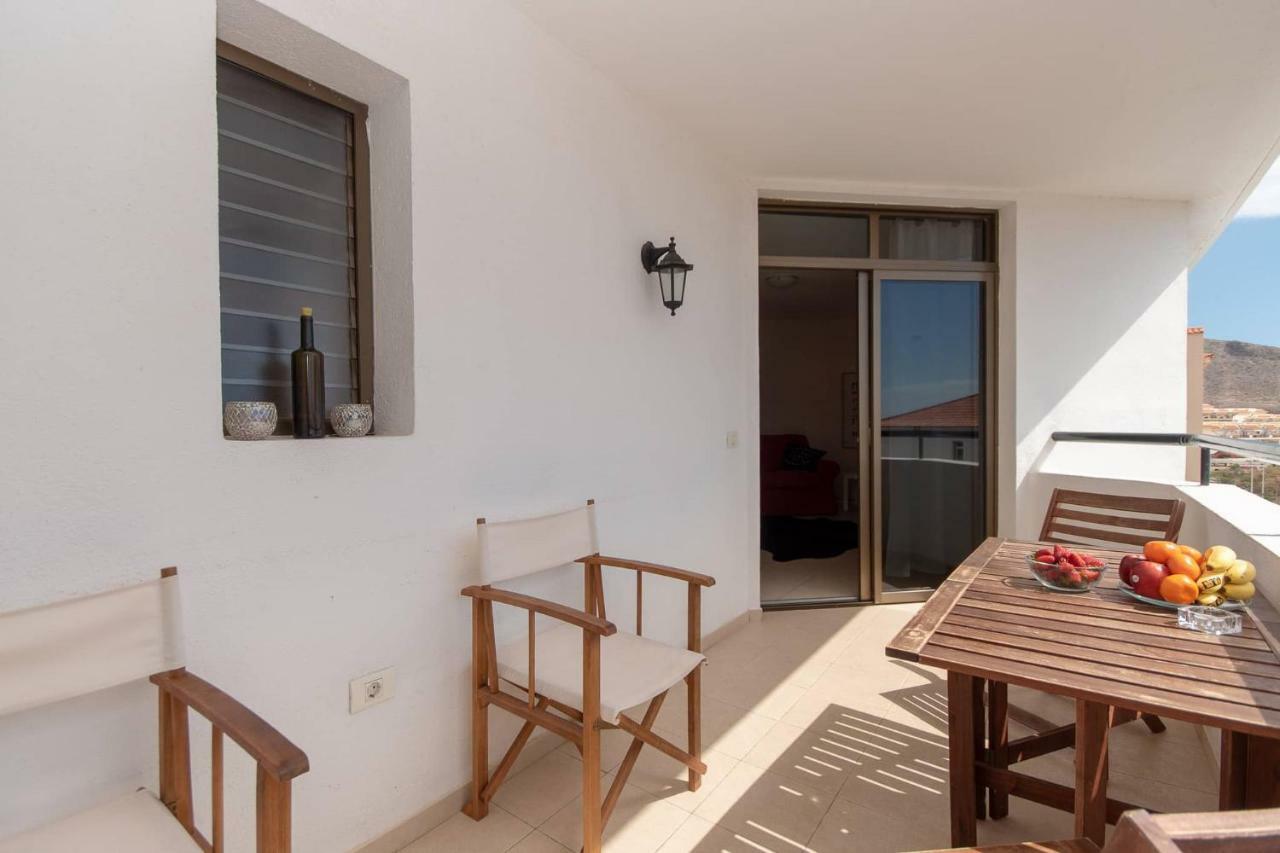 Great 2 Beds Apartment Los Cristianos Лос Кристианос Екстериор снимка