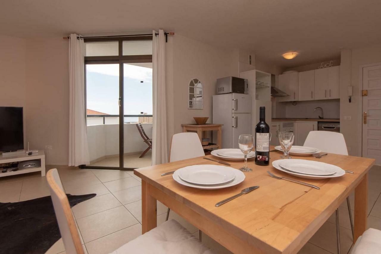 Great 2 Beds Apartment Los Cristianos Лос Кристианос Екстериор снимка